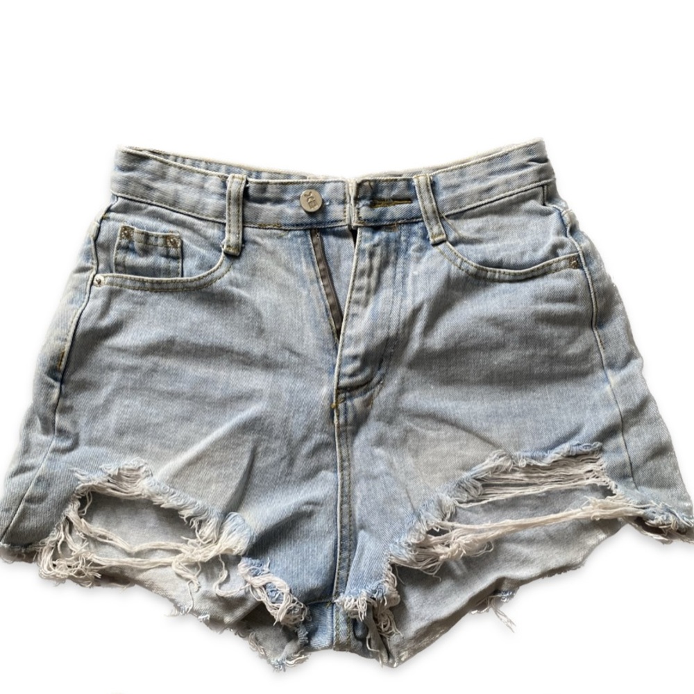 CLOSET SALE | SALE High-rise Denim Super Shorts Size 24 Petit
